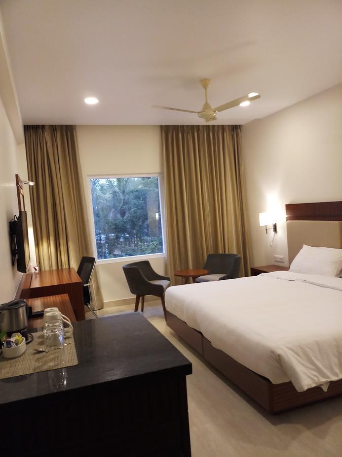 Hotel Aadrika Chikmagalūr Buitenkant foto