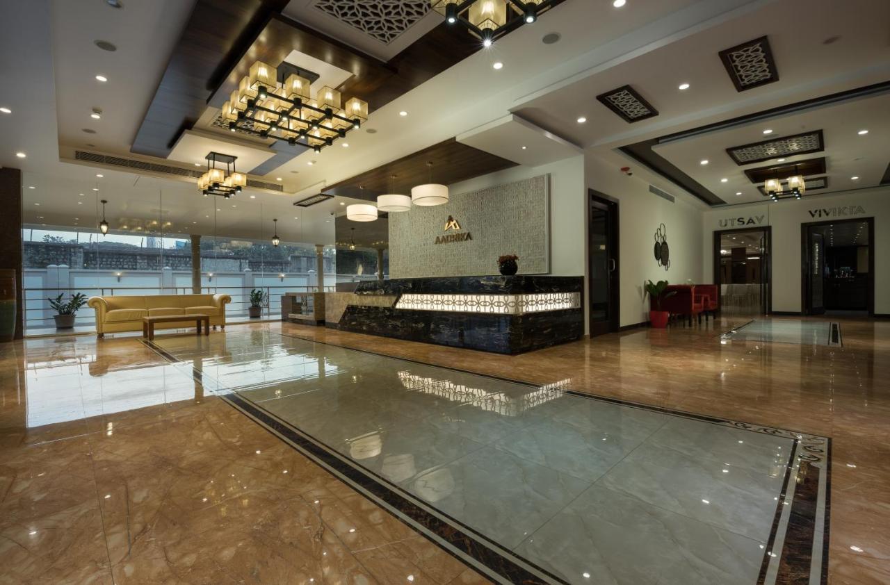 Hotel Aadrika Chikmagalūr Buitenkant foto